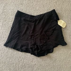 Altar’s State Flowy Shorts
